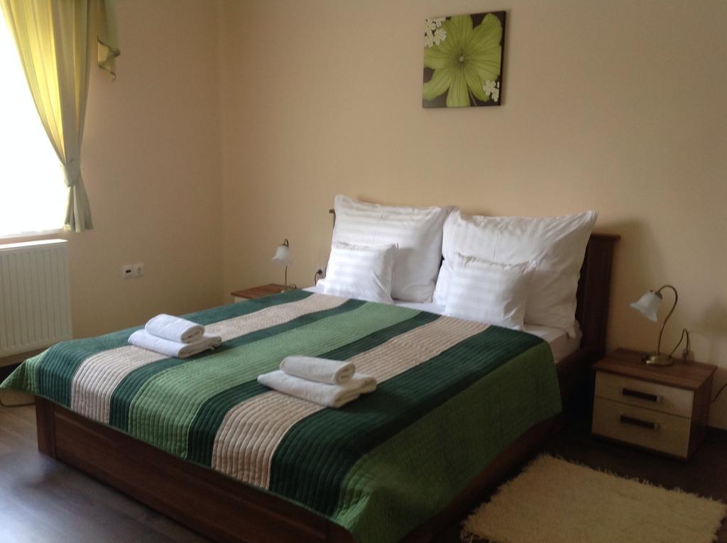 Honved Apartmanhaz Хевіз Номер фото