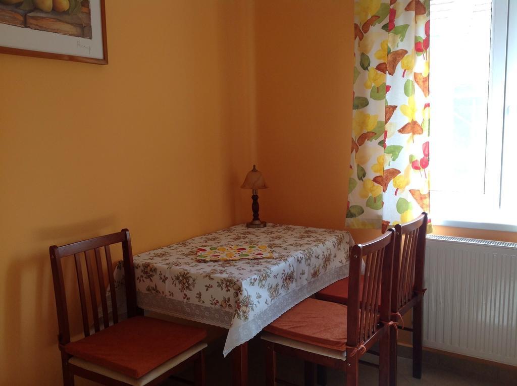 Honved Apartmanhaz Хевіз Номер фото
